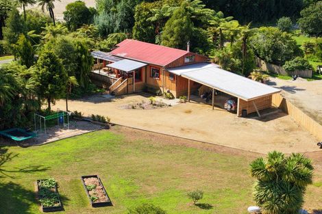 Photo of property in 240 Arapito Road, Karamea, 7893