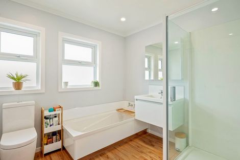 Photo of property in 9/37 Merton Street, Trentham, Upper Hutt, 5018