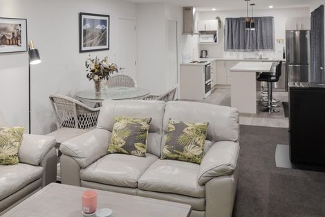 Photo of property in 10 Bute Street, Moeraki, 9482