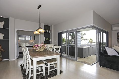 Photo of property in 14 Pompano Key, Papamoa Beach, Papamoa, 3118