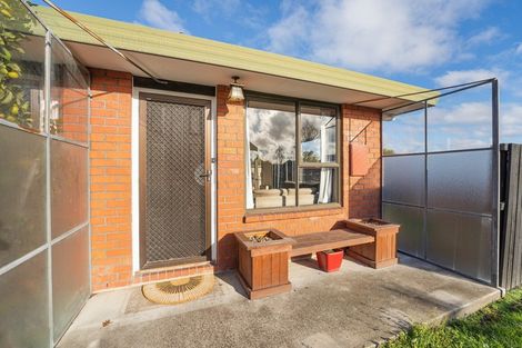 Photo of property in 5 Fernbrook Place, Mairehau, Christchurch, 8013