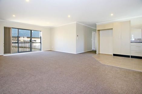 Photo of property in 10a Dreadon Avenue, Papatoetoe, Auckland, 2025
