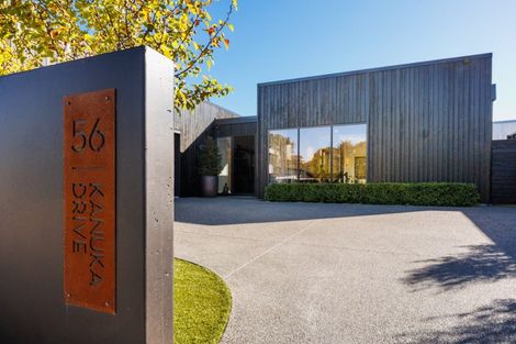 Photo of property in 56 Kanuka Drive, Hokowhitu, Palmerston North, 4410