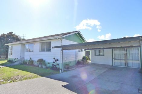 Photo of property in 14 Ewbank Place, Manurewa, Auckland, 2102