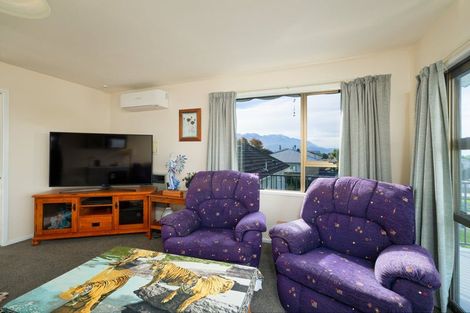 Photo of property in 73 Churchill Street, Kaikoura, 7300