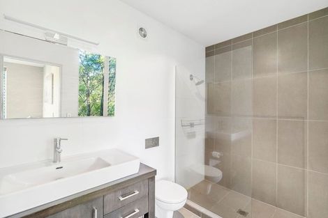 Photo of property in 9 Herrings Cove Place, Titirangi, Auckland, 0604