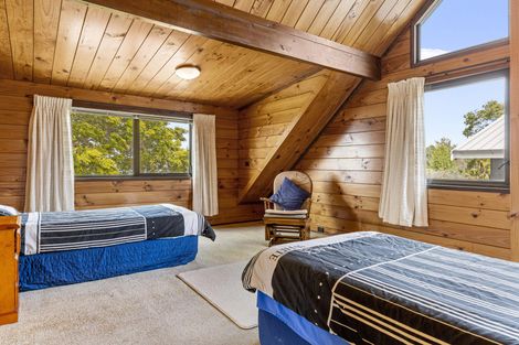 Photo of property in 23 Ewing Grove, Acacia Bay, Taupo, 3330