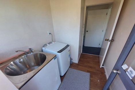 Photo of property in 10 Loughanure Place, Massey, Auckland, 0614