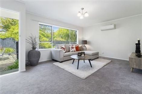 Photo of property in 2/20 Flavia Close, Torbay, Auckland, 0630