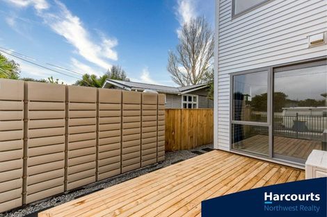 Photo of property in 31c Statesman Street, Henderson, Auckland, 0612