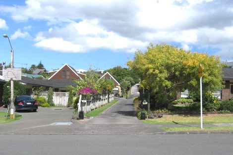 Photo of property in 1/66 Picasso Drive, West Harbour, Auckland, 0618