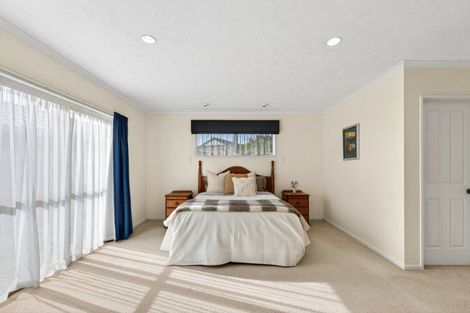 Photo of property in 6 Cheval Place, Taradale, Napier, 4112