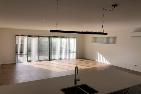 Photo of property in 59 Hayfield Way, Karaka, Papakura, 2113