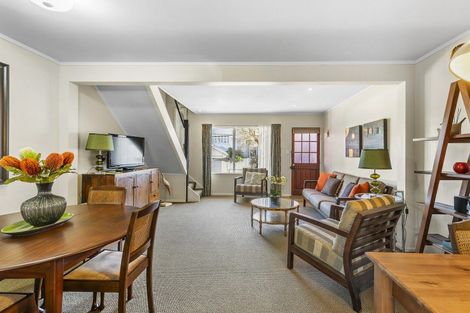 Photo of property in 44b Roxburgh Street, Mount Victoria, Wellington, 6011