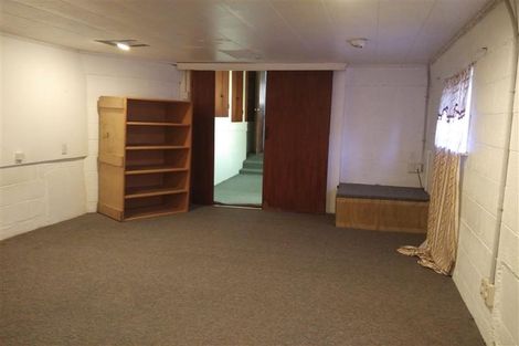 Photo of property in 195 Don Buck Road, Massey, Auckland, 0614