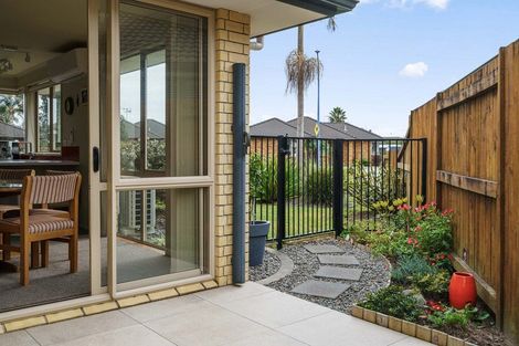 Photo of property in 4 Atlantic Close, Papamoa Beach, Papamoa, 3118