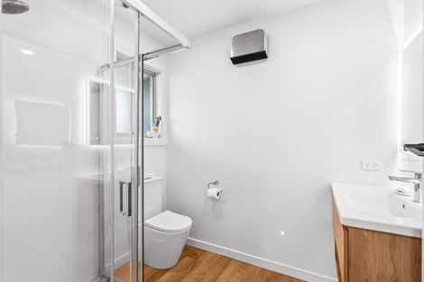 Photo of property in 6 Larkhill Place, Russley, Christchurch, 8042