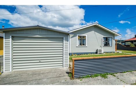 Photo of property in 9 George Street, Waimate, 7924