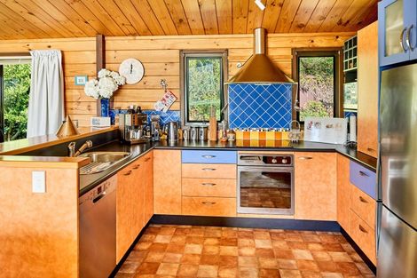 Photo of property in 33 Leeward Drive, Whitby, Porirua, 5024