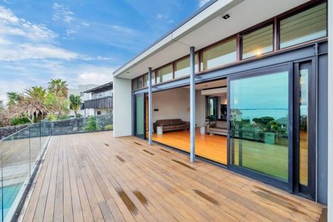 Photo of property in 51 Pacific Parade, Army Bay, Whangaparaoa, 0930