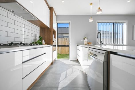 Photo of property in 28u2 Tokerau Drive, Rototuna North, Hamilton, 3210