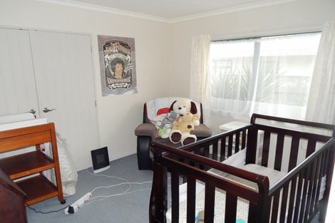 Photo of property in 29 Russell Street, Westport, 7825