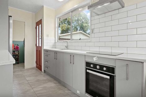 Photo of property in 46 Heybridge Street, Manurewa, Auckland, 2102