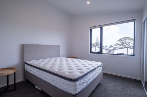 Photo of property in 14 Te Puketoka Lane, Mangere, 2022