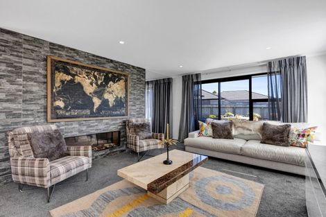 Photo of property in 3 Tupare Place, Highlands Park, New Plymouth, 4312