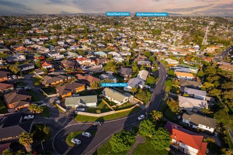 Photo of property in 11 Killygordon Place, Massey, Auckland, 0614