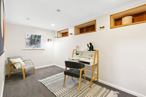 Photo of property in 196 Townsend Road, Miramar, Wellington, 6022