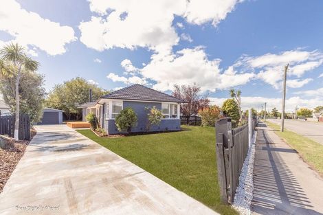 Photo of property in 367 Mairehau Road, Parklands, Christchurch, 8083