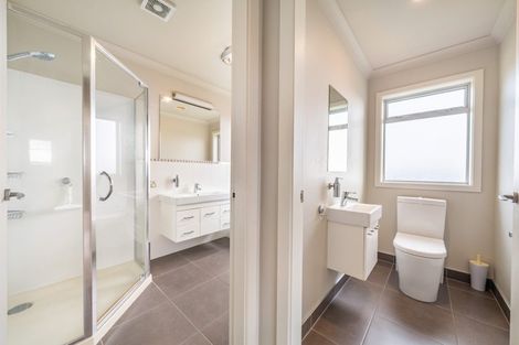 Photo of property in 18 Milford Street, Aotea, Porirua, 5024