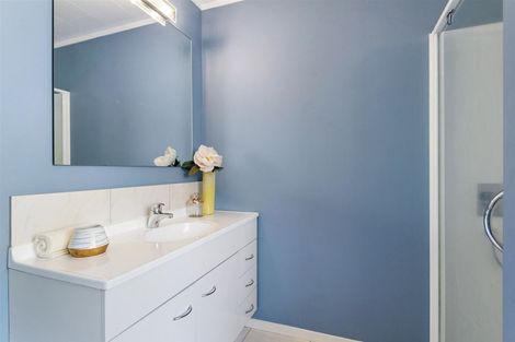 Photo of property in 43 Fordham Street, Beach Haven, Auckland, 0626