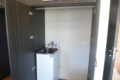 Photo of property in 21b Chippendale Crescent, Birkdale, Auckland, 0626