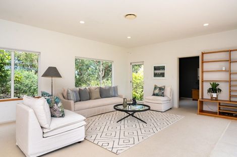 Photo of property in 7 Sanderson Place, Havelock North, 4130