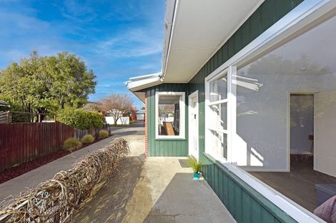 Photo of property in 14 Newbridge Place, Ilam, Christchurch, 8041
