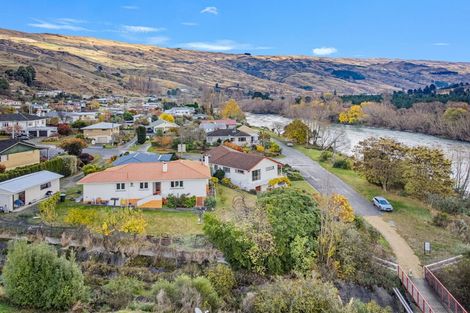 Photo of property in 4 Tweed Street, Roxburgh, 9500