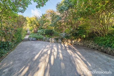 Photo of property in 31 Walter Road, Lowry Bay, Lower Hutt, 5013