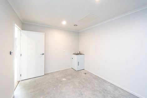 Photo of property in 6 Cross Street, Castlecliff, Wanganui, 4501