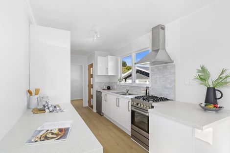 Photo of property in 40 Momona Street, Wainuiomata, Lower Hutt, 5014