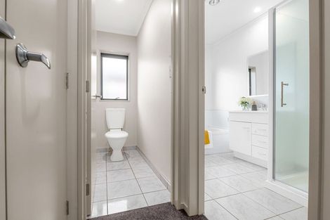 Photo of property in 11 Shrule Place, Huntington, Hamilton, 3210