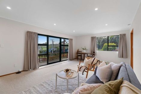 Photo of property in 11a Garfield Road, Helensville, 0800