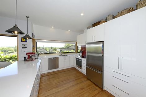Photo of property in 5 Rhodesvale Terrace, Cashmere, Christchurch, 8022