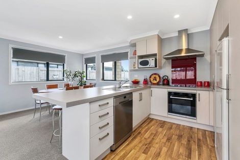 Photo of property in 10 Macloughlin Drive, Te Puke, 3119