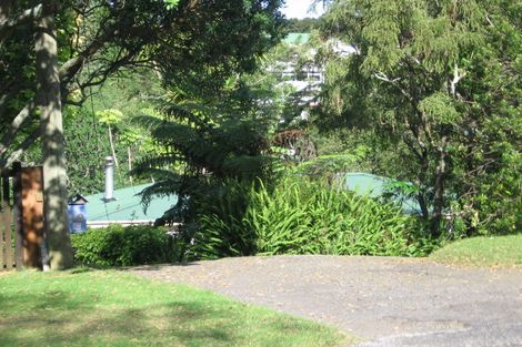 Photo of property in 49 Fairmount Road, Titirangi, Auckland, 0604