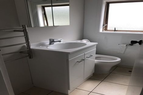 Photo of property in 133f1 Queens Drive, Lyall Bay, Wellington, 6022