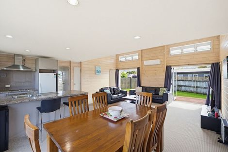Photo of property in 42 Carina Way, Whitianga, 3510