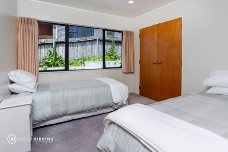 Photo of property in 1/12 Anne Road, Hillcrest, Auckland, 0627