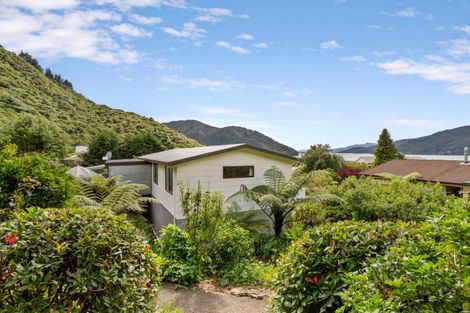 Photo of property in 5 Okiwa Place, Anakiwa, Picton, 7281